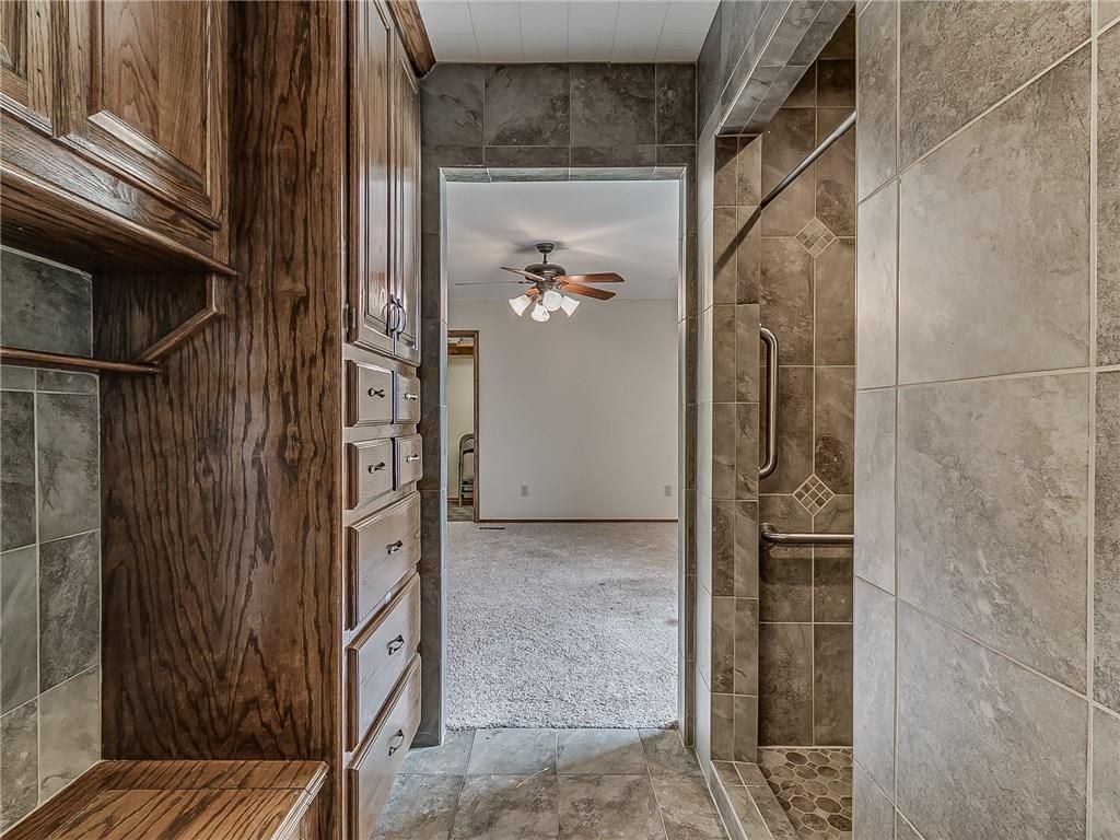 12875 W Waterloo Rd, Edmond, OK 73025